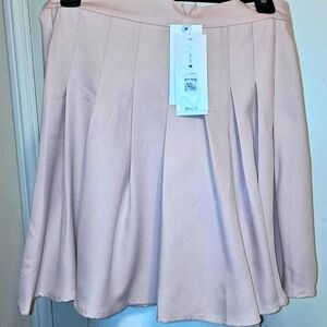 NWT PINK Pleated Skirt Size Medium